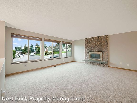3rd image of 5329 S 297th Pl