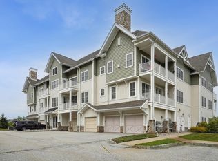 169 Tarrington Rd #203, Hamburg, NJ 07419