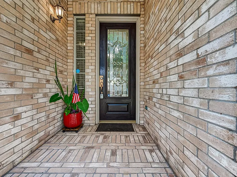 1514 Coyote Hills Ln — Photo 4