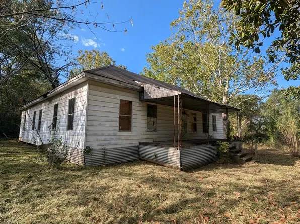 1407 Madam Queen St, Marshall, TX 75670