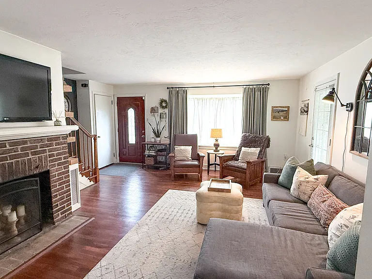 750 S Royal St #1 — Photo 4