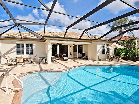 5th image of 10510 Bellagio Dr