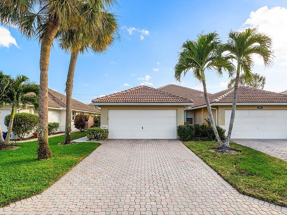 1st image of 5505 Grande Palm Circle