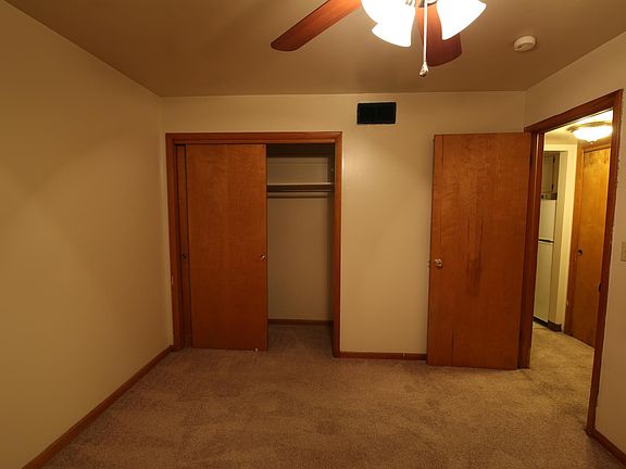 5th image of 1981 Summit St