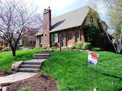 4 W 66th Ter, Kansas City, MO, 64113