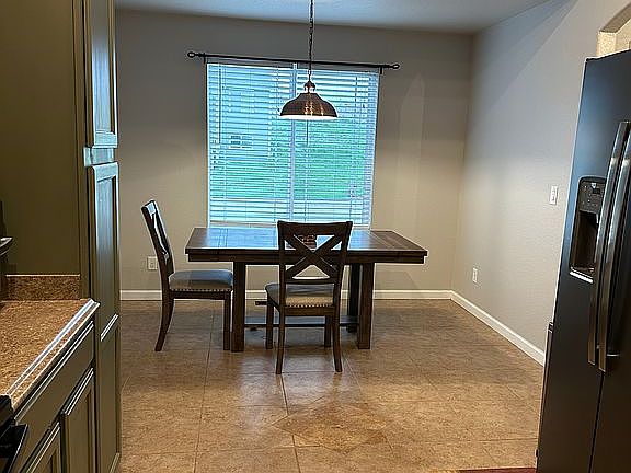 Eat in kitchen