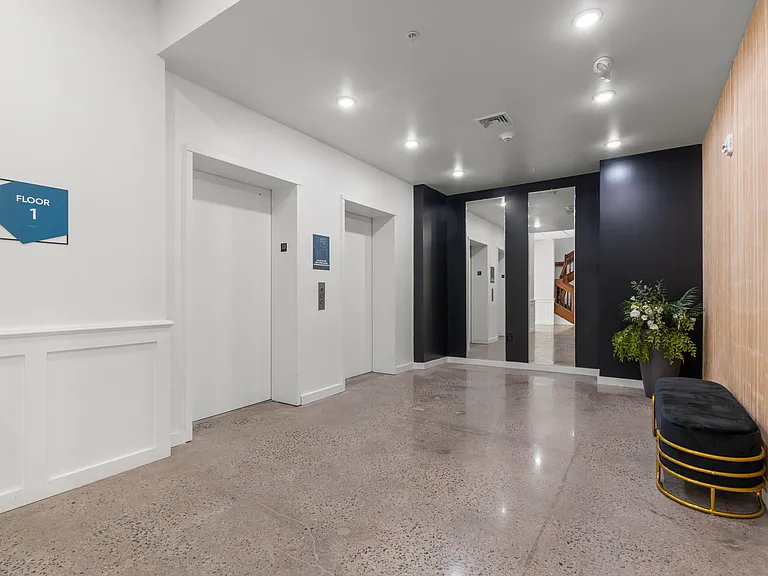Alexandria Manor Apartments — Photo 87