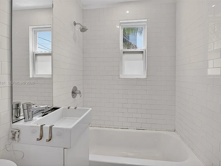 3676 Oak Ave #6 — Photo 11