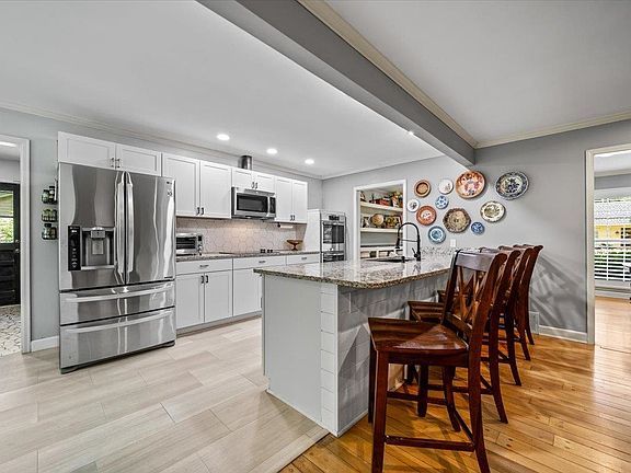 4th image of 2173 Lochlevin Dr