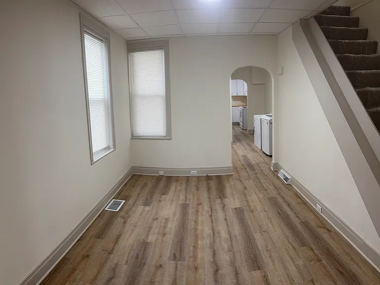 552 Church St — Photo 4