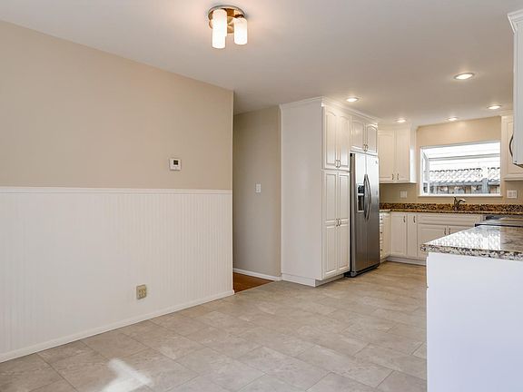 5th image of 2933 Fallwood Ln