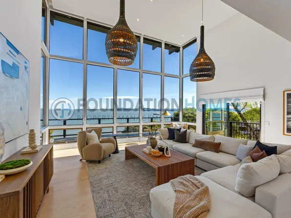 5002 Paradise Dr, Tiburon, CA 94920