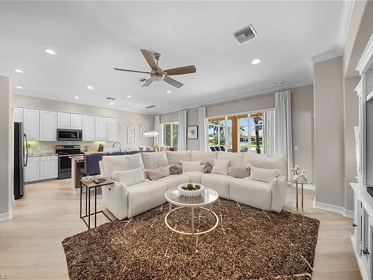 14321 Manchester Dr — Photo 5