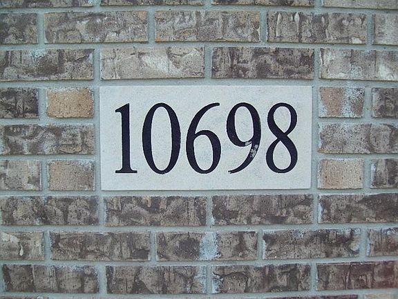 2nd image of 10698 Scarlett Oak St