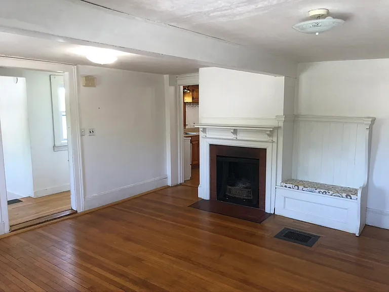 639 Lincoln St #3 — Photo 5