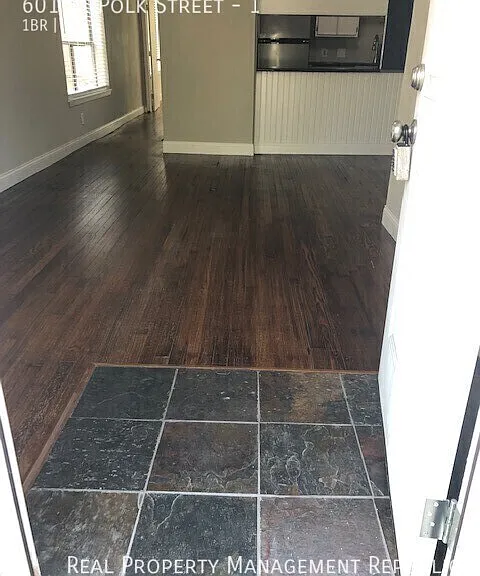 601 W Polk St #1 — Photo 3