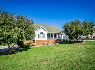 283 Mallory Cir, Livingston, TN 38570