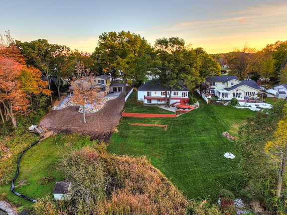 4th image of 1514 Bayview Dr