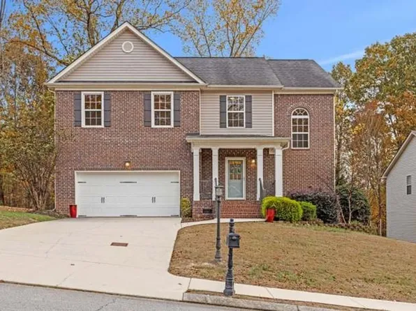 7160 Neville Dr, Ooltewah, TN 37363