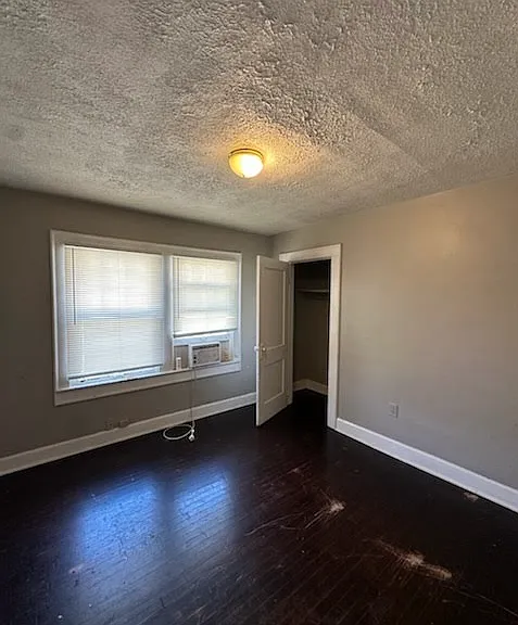 3634 Salem St — Photo 7