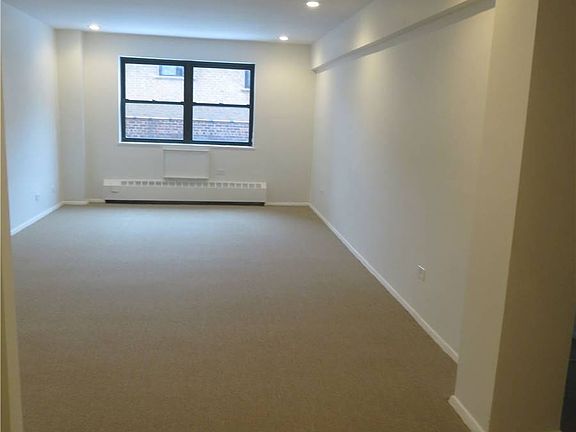 3rd image of 149-35 Northern Blvd #1G
