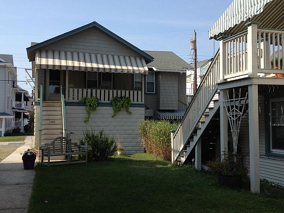 3rd image of 1421 Ocean Ave