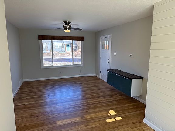 3rd image of 1880 W Beekman Pl