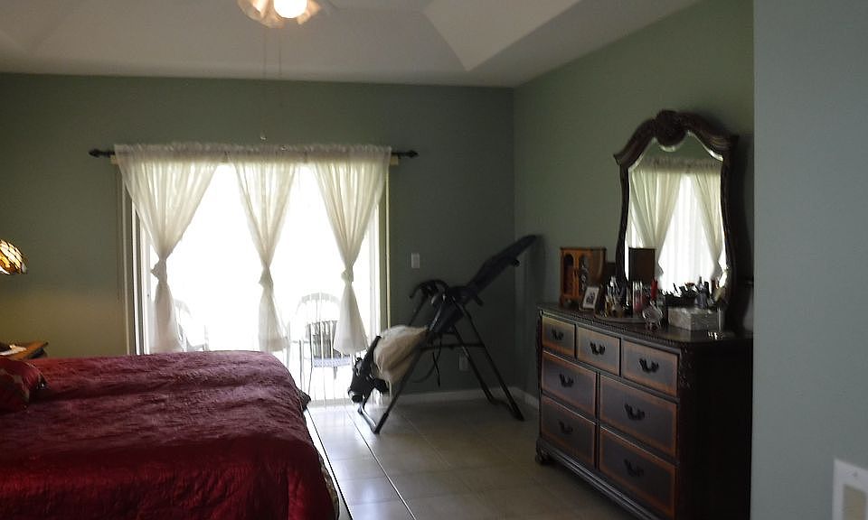 1st image of 11853 62nd Ln N