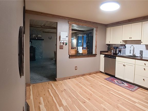 5th image of 937 Kiester Rd