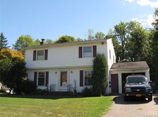 93 Whelehan Dr, Rochester, NY 14616