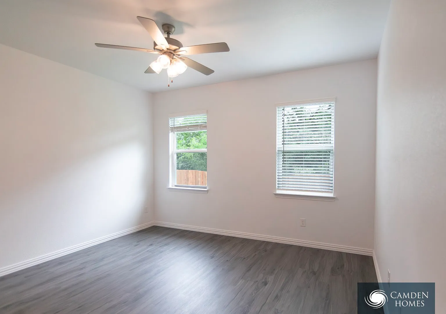 4520 Turnbull Dr — Photo 2