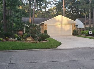 11 E Brookberry Ct, Spring, TX 77381