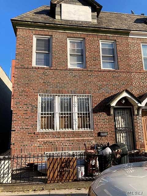 1st image of 3939 59th St