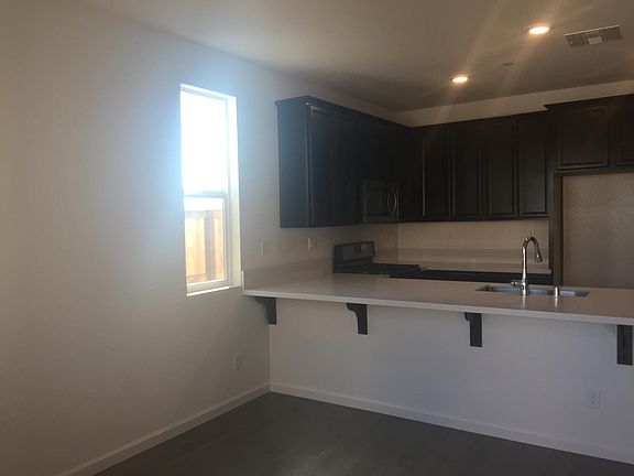 4th image of 3829 Amelia Rose Way