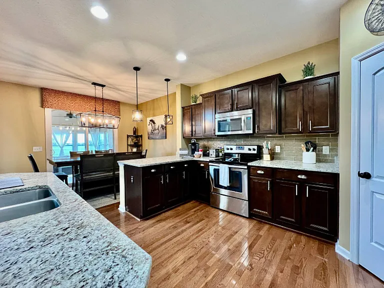 5531 Oakview Ter — Photo 7