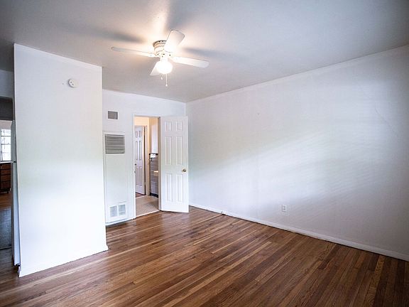 4th image of 711 Argonne Ave NE