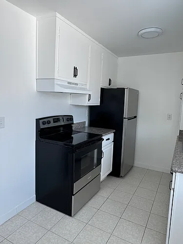 2215 Central Ave Photo 1