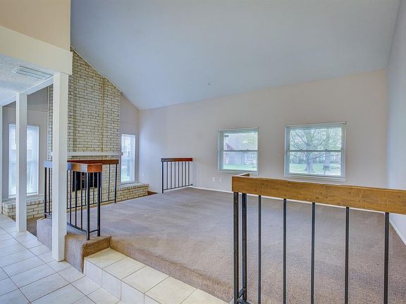 2nd image of 3014 Penshire Pl