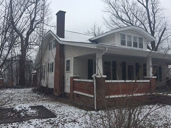 3rd image of 104 E Crider St