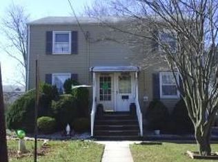 635 Crescent Dr, Bound Brook, NJ 08805