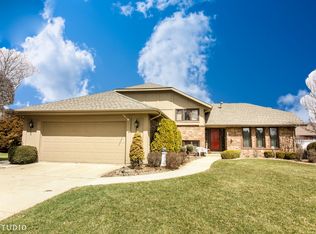 8240 W 141st St, Orland Park, IL 60462