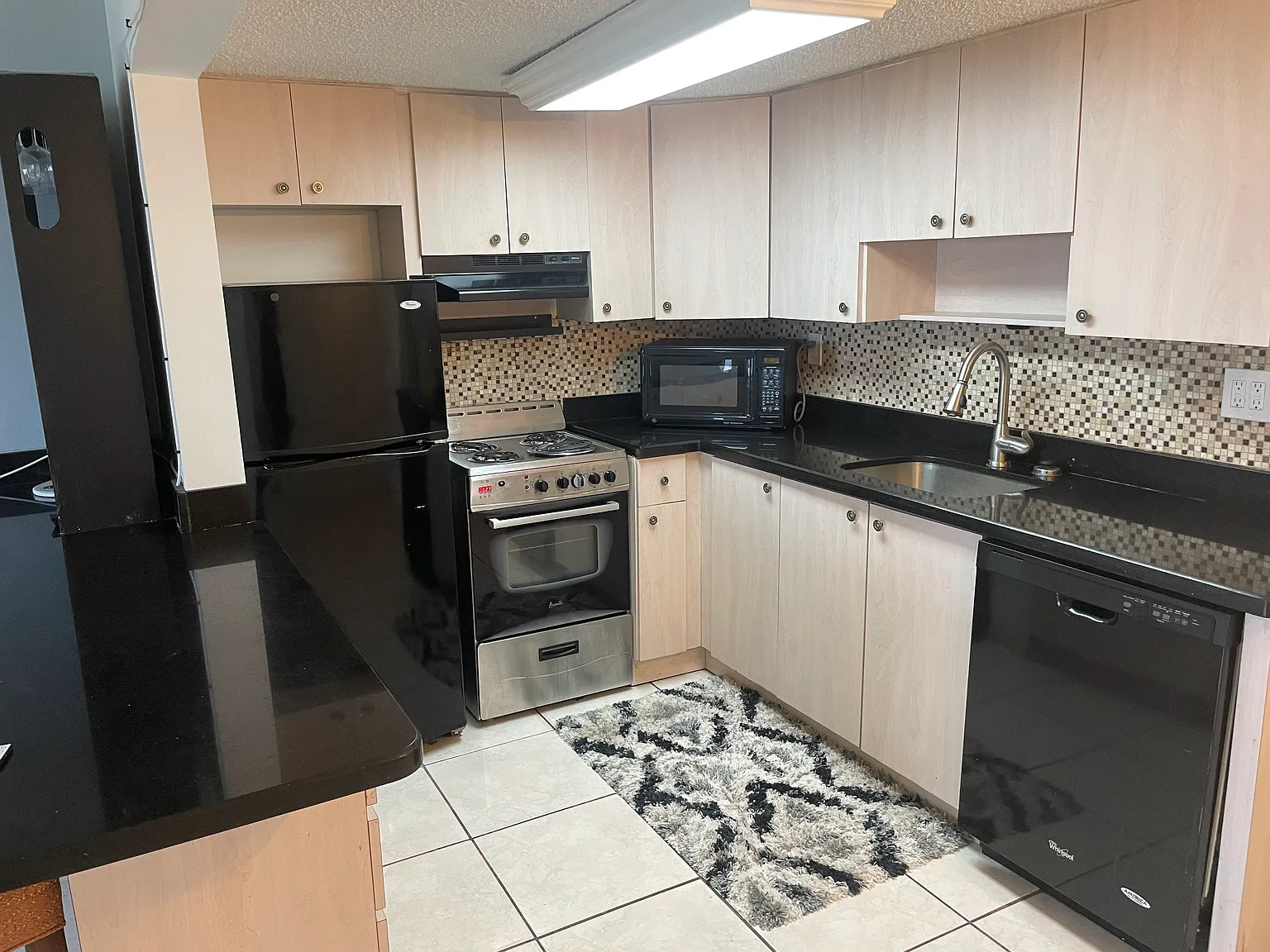1 bed, 638 sqft, $2,550 — Photo 4