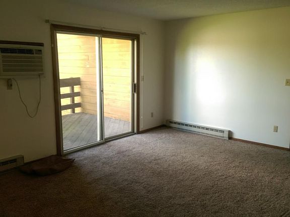 2nd image of 2515 Knight Dr APT 6