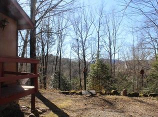 25 Walden Pond Rd, Bryson City, NC 28713