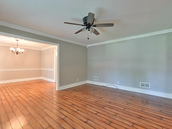 3rd image of 203 Bruton Pl