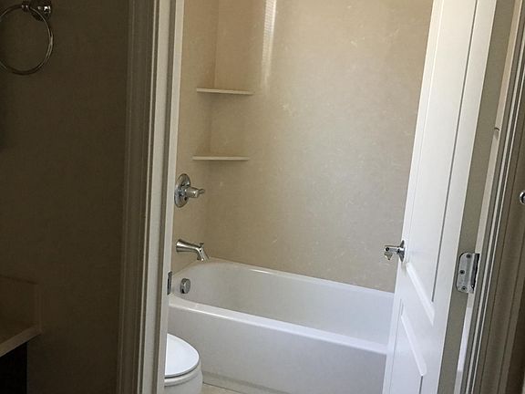 4th image of 669 W Tramonto Dr