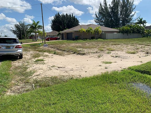 2nd image of 3700 NW 3rd Ter