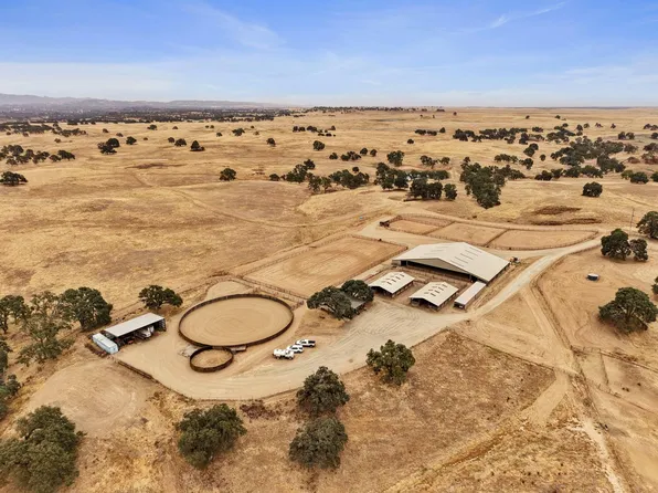 21754 N Cord Rd, Clements, CA 95227