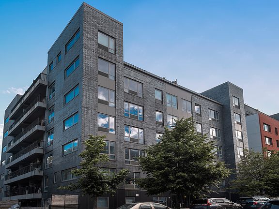 4th image of 500 Sterling Pl APT 2F