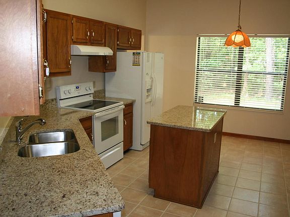 2nd image of 3054 Rockford Falls Dr S
